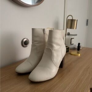 Old Navy Cream Ankle Boots